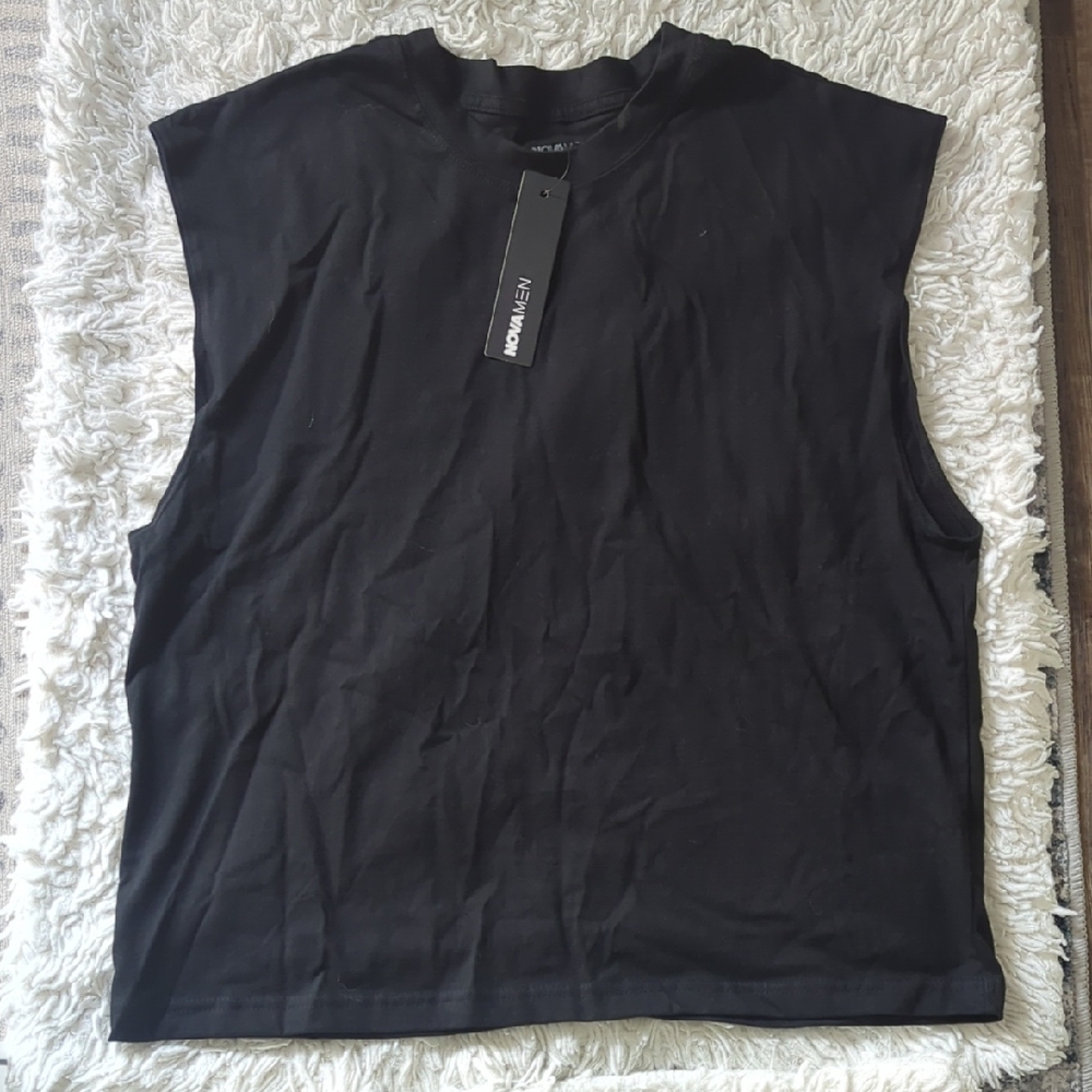 Fashion Nova Black Sleeveless Tee